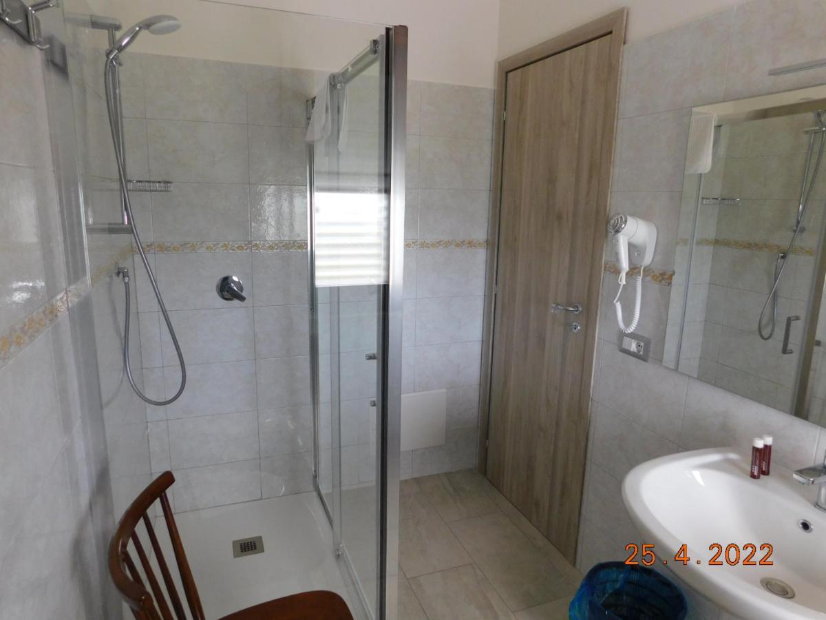 B&B Divino กาบราส ภายนอก รูปภาพ